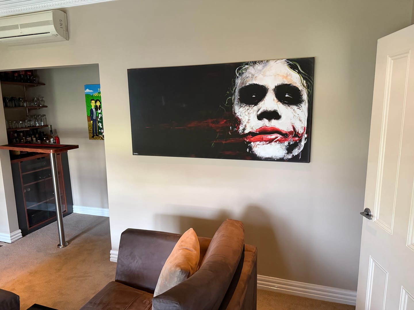 Customer photo review of Joker Canvas