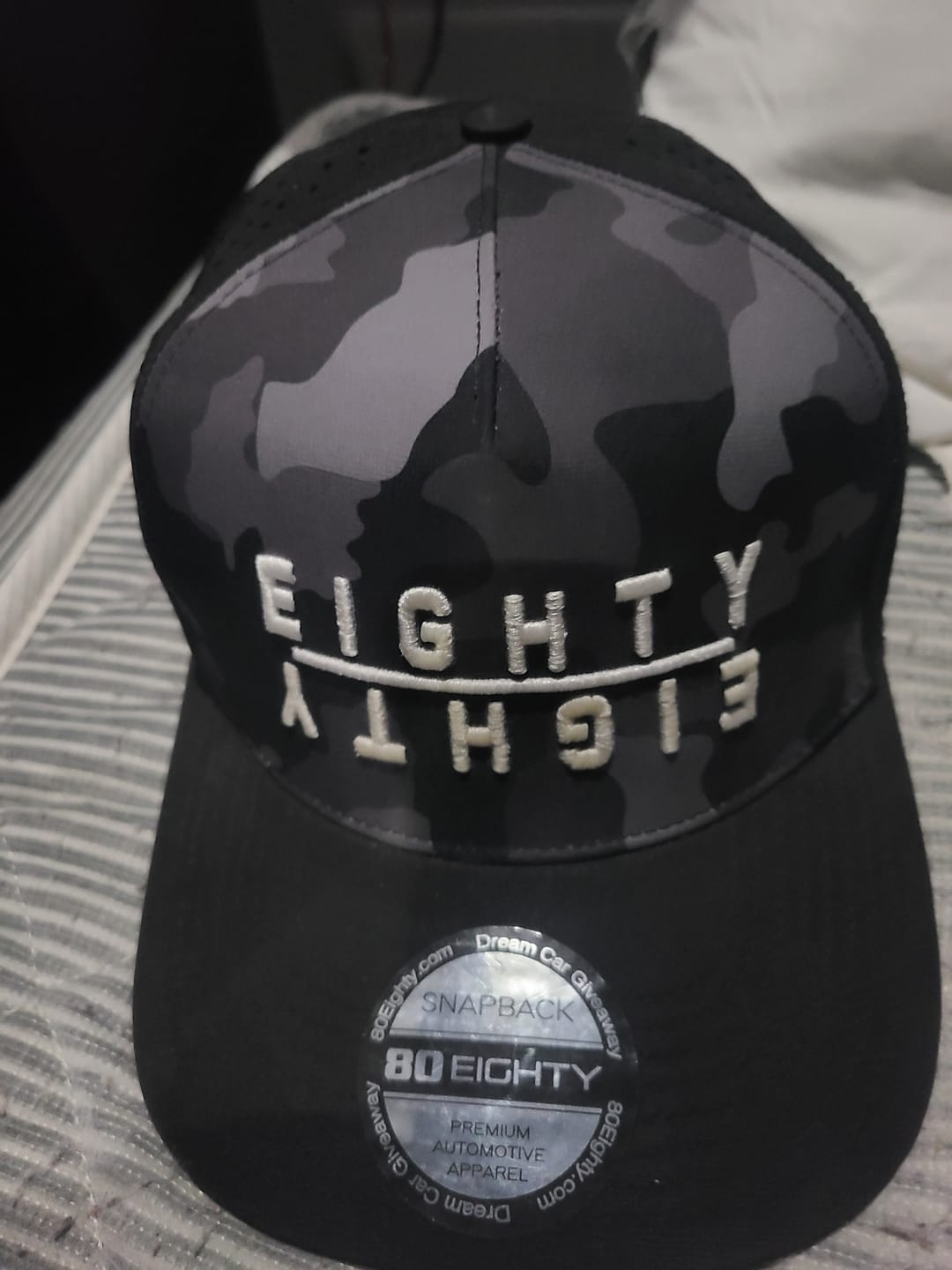 Customer photo review of 80Eighty® Mirror Hat