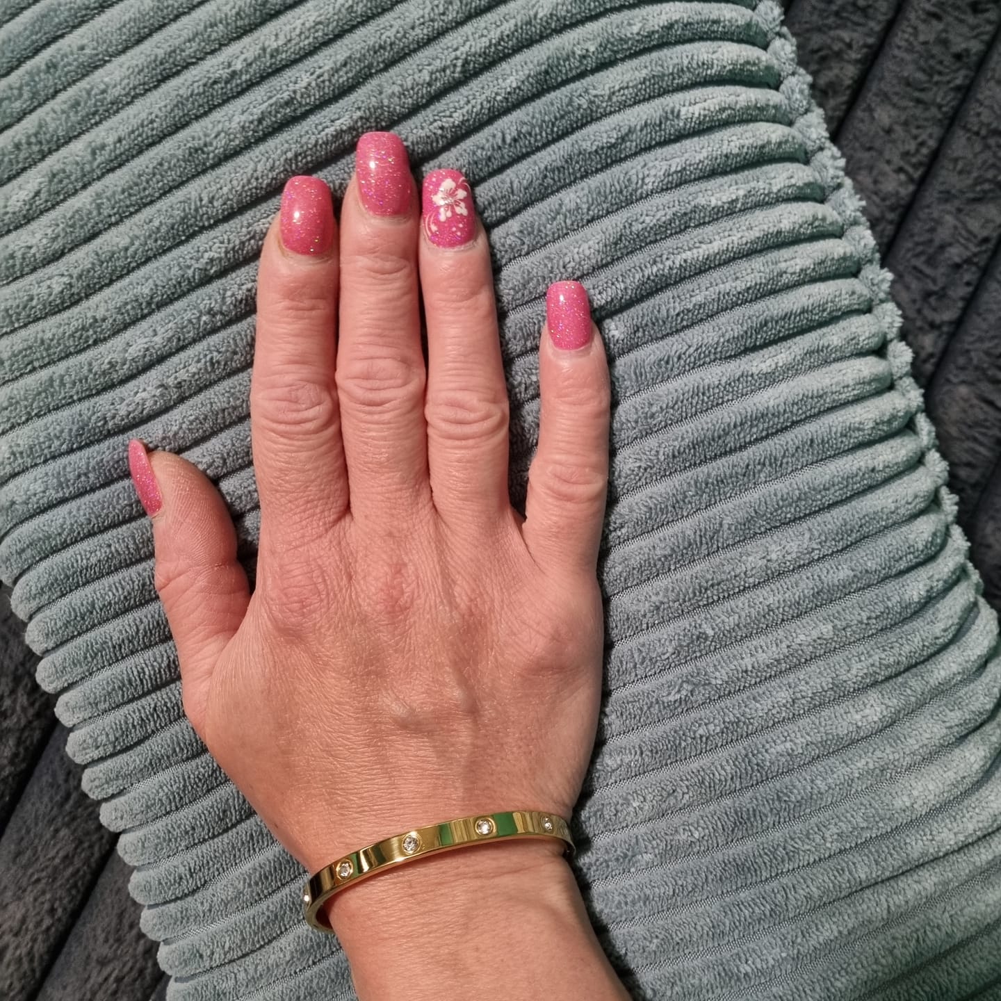 Customer photo review of Deluxe Timeless Stone Armreif 18K Vergoldet