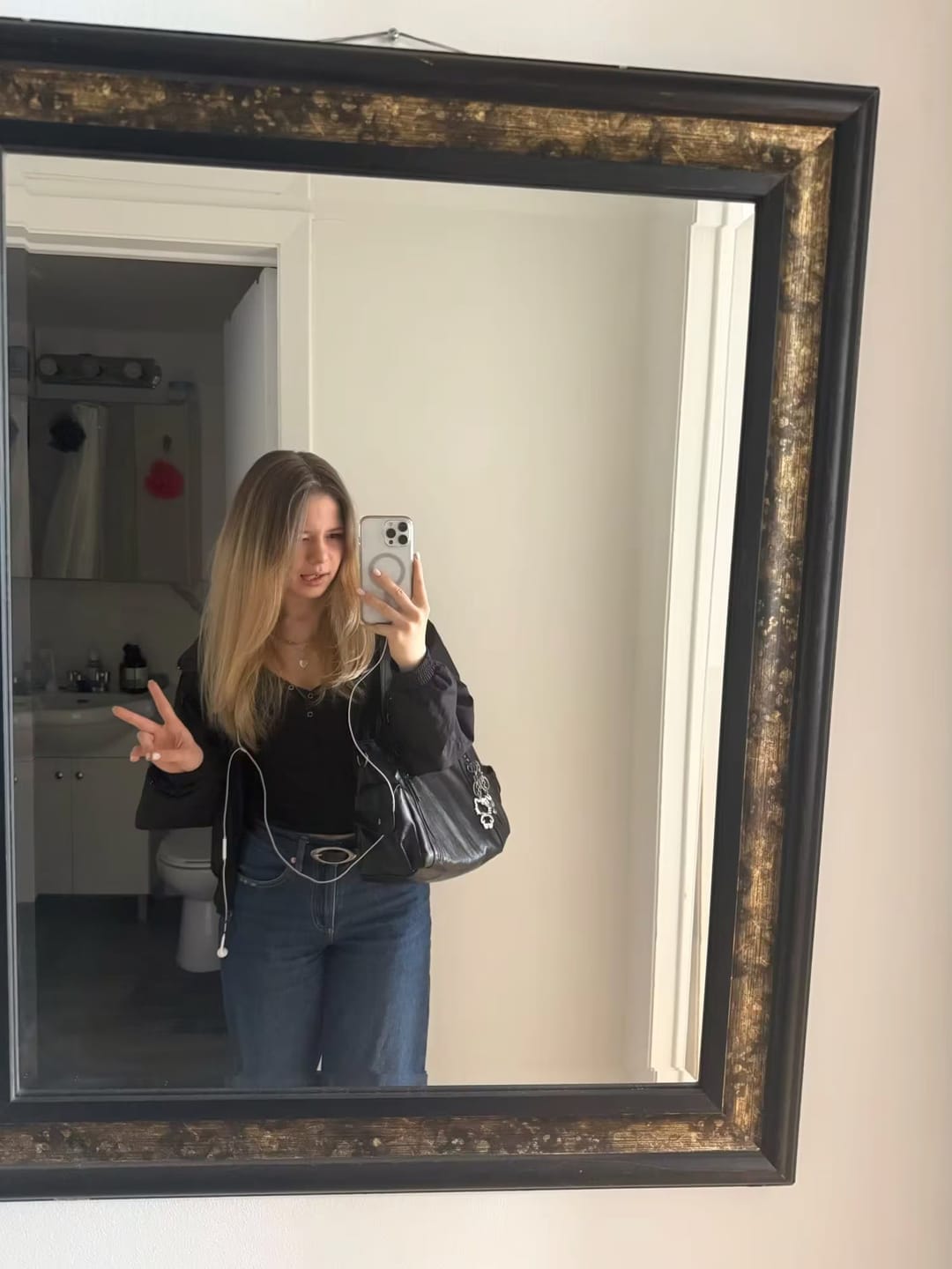 Customer photo review of Kyla Shoulder Bag