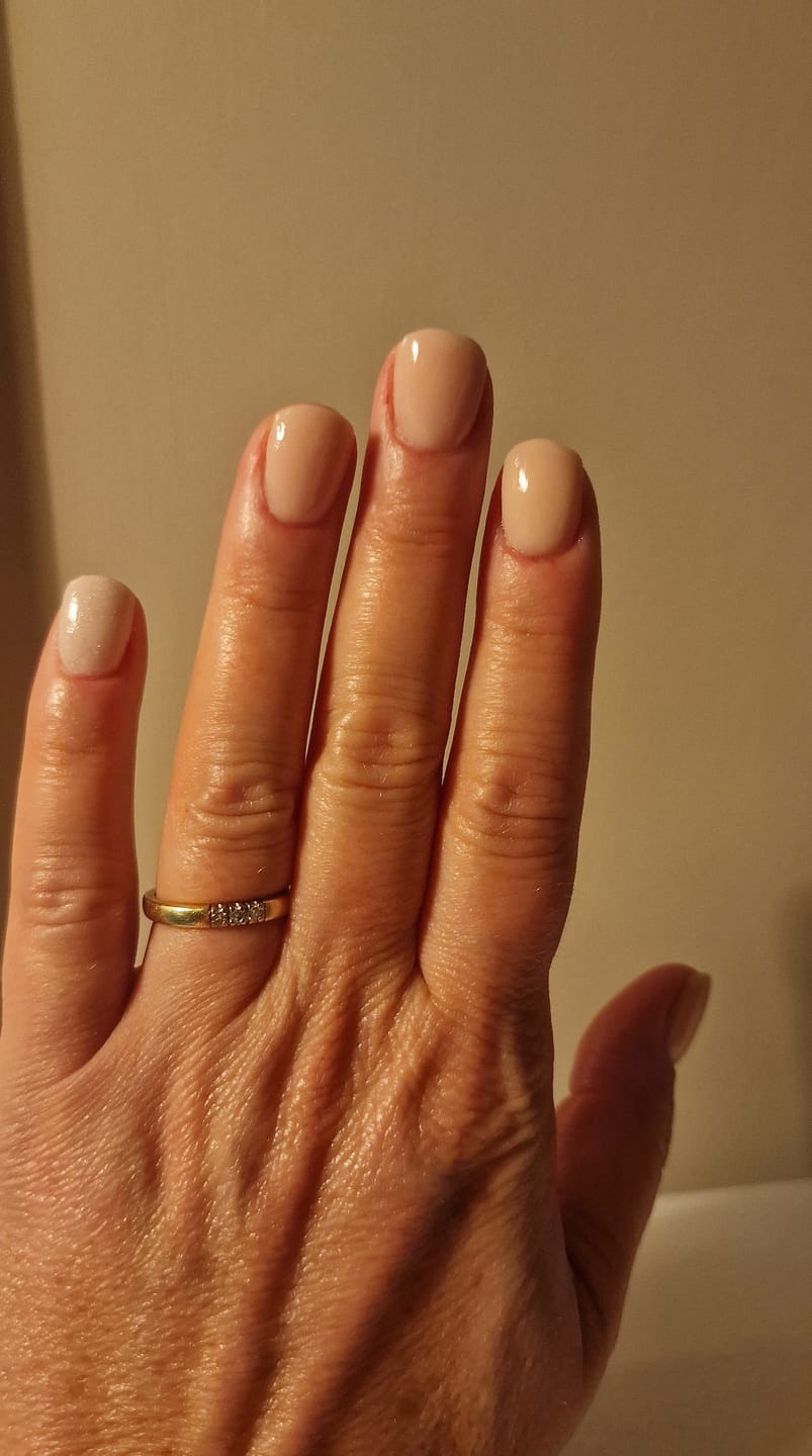 Customer photo review of Latte Dipping Powder