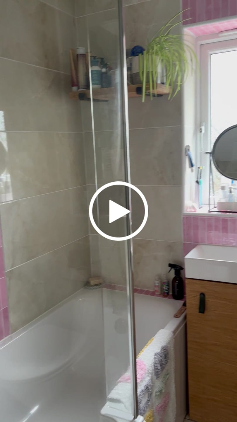 Customer video review of Blush Petals