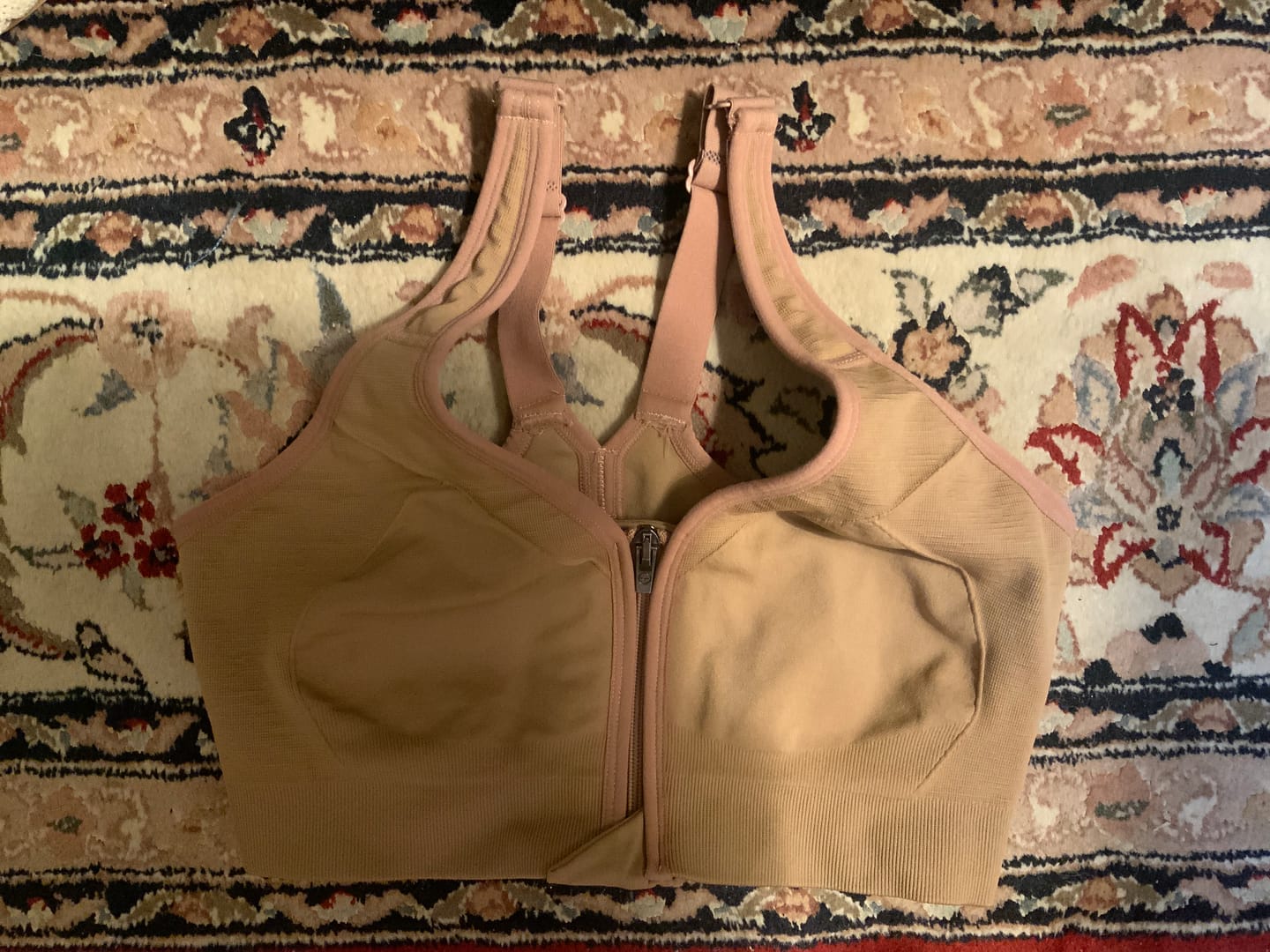 Customer photo review of HuggerLUMA