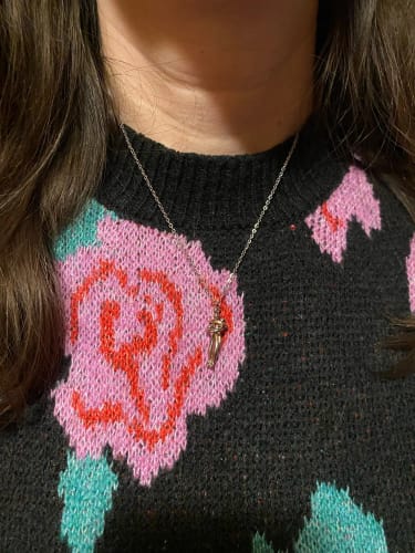 Customer photo review of Collar Abrazo Eterno