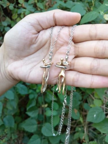 Customer photo review of Collar Abrazo Eterno