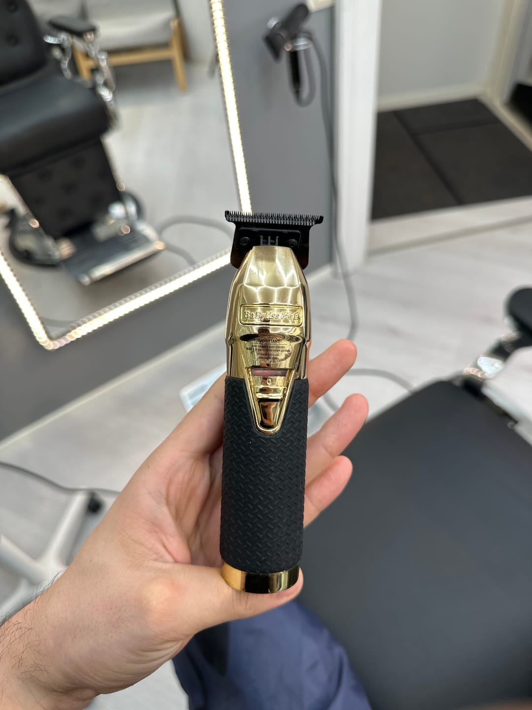 Customer photo review of Babyliss PRO - 4Artists Trimmer Boost + SkeletonFX Gold FX7870GBPE
