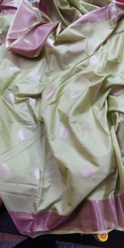 Customer photo review of Pista and Pink Golden Zari Banarasi Silk Saree