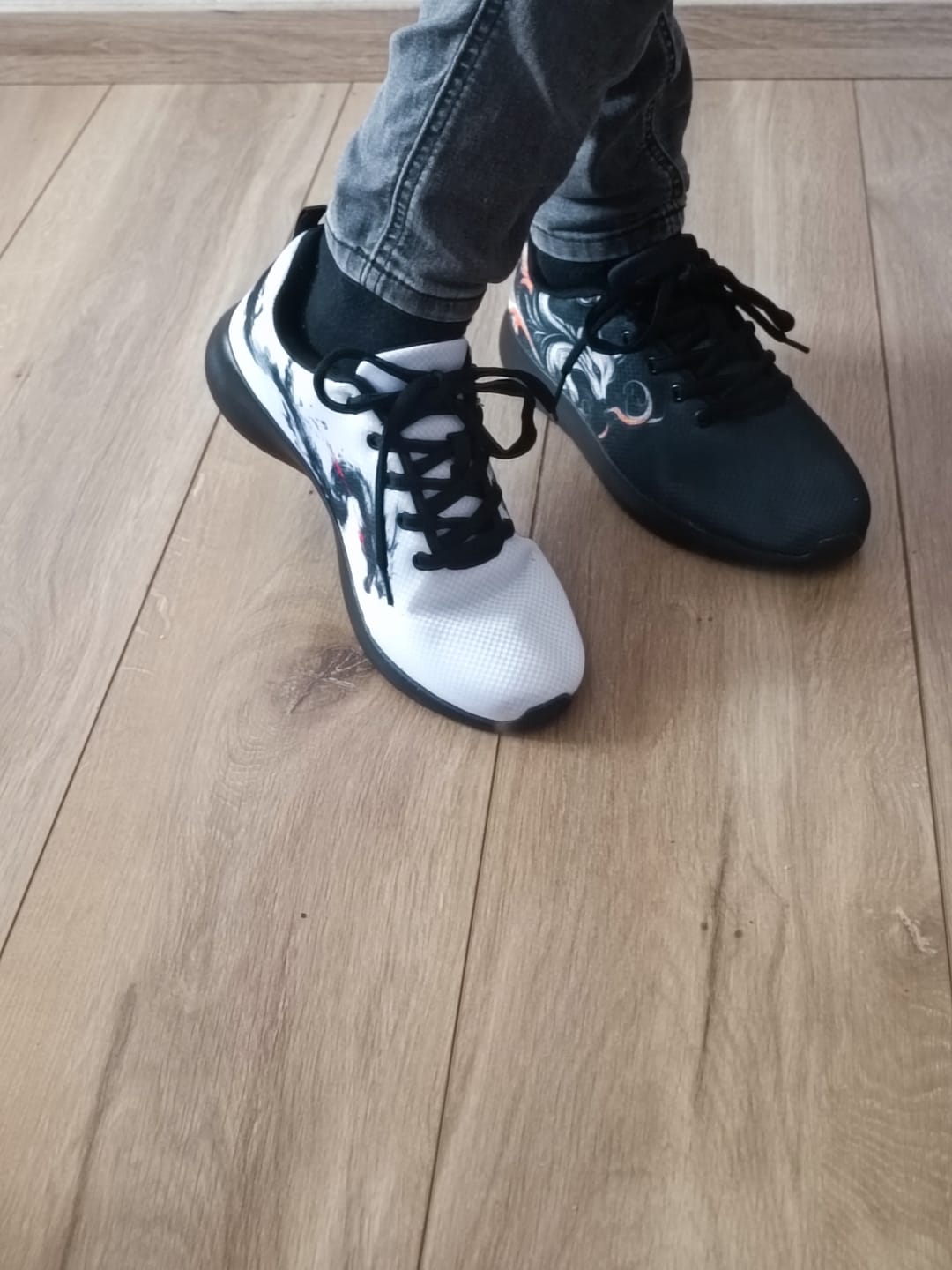 Customer photo review of Sneakers Ryū