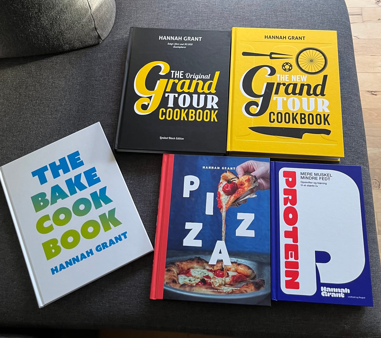 Customer photo review of The Bake Cookbook Pakke