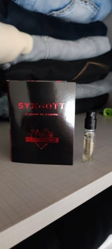 Customer photo review of Syxgott Pheromon Parfum - 50ml