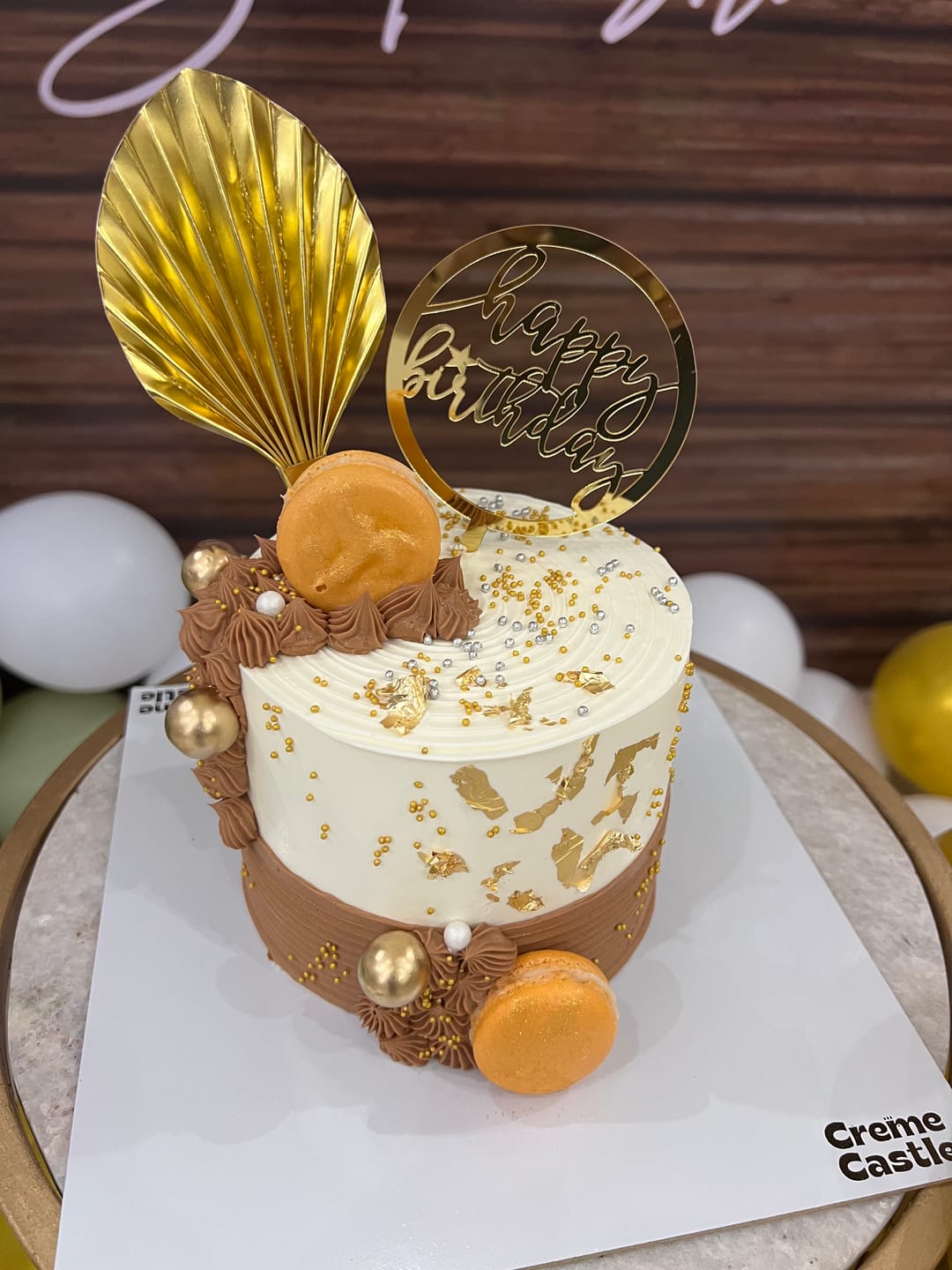 Customer photo review of Golden cake for boyfriend birthday