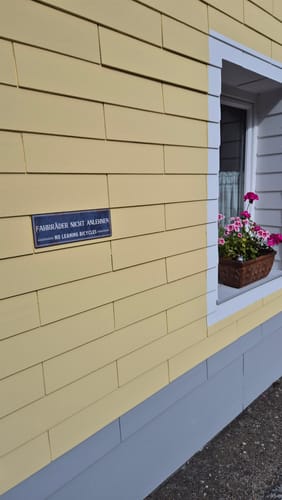 Customer photo review of Vintage Straßenschild mit Wunschtext – Gartenschild