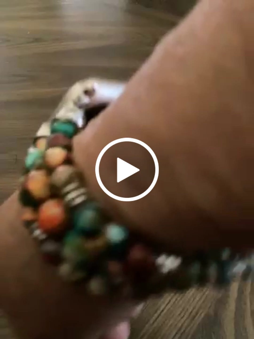 Customer video review of Royal Amethyst Stretch Apple Watch Strap