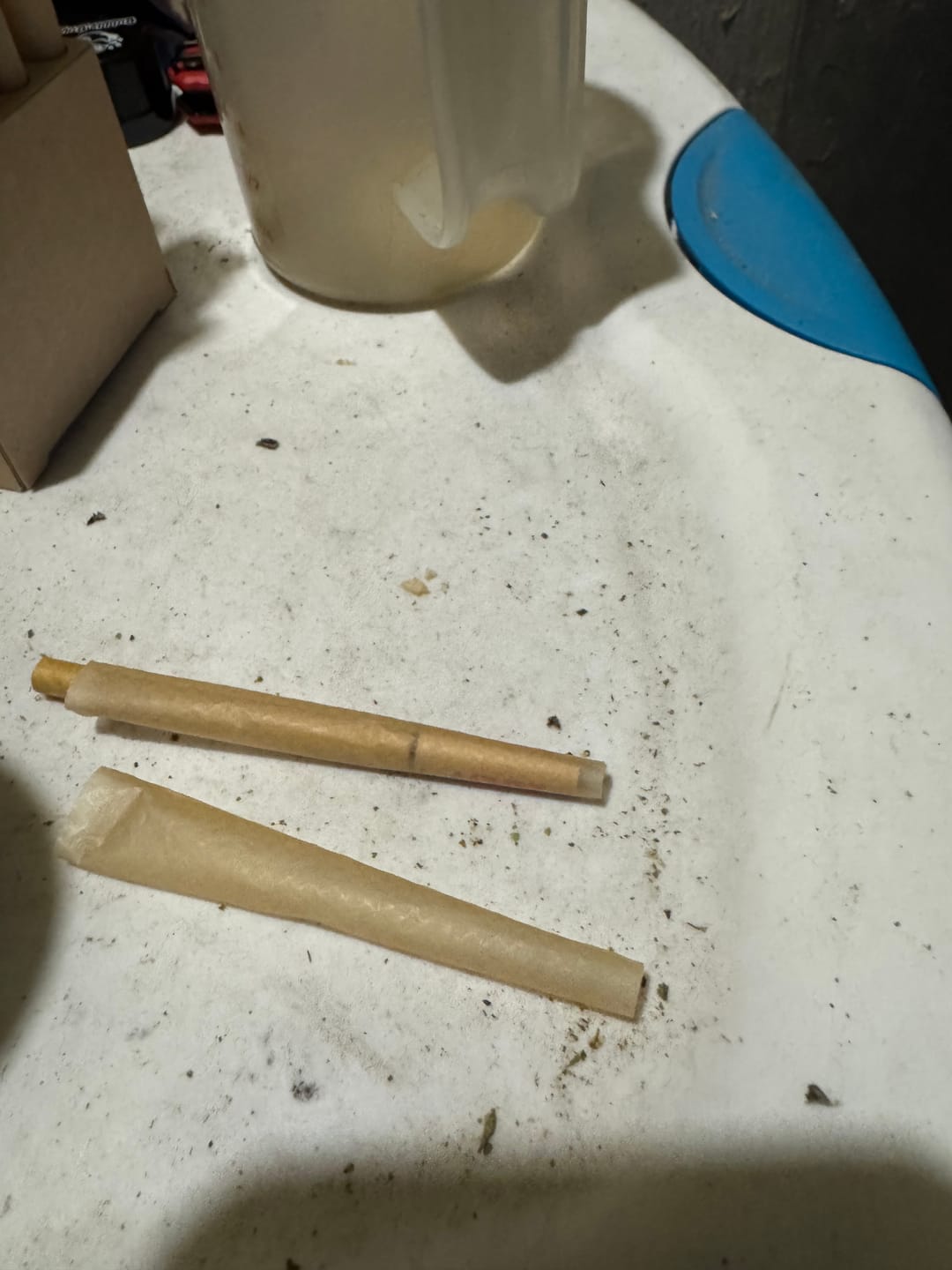 Customer photo review of RAW Classic 1 1/4 Size: 1000 Cones
