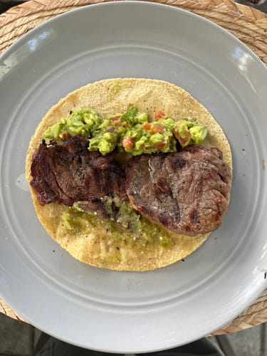 Reseña con foto de un cliente sobre Toreritas de Rib Eye