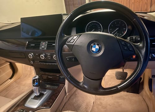 Customer photo review of 12.3'' Ultra Android 13 GPS for BMW 5er E60~E64 2005-2010 CarPlay + Android Auto