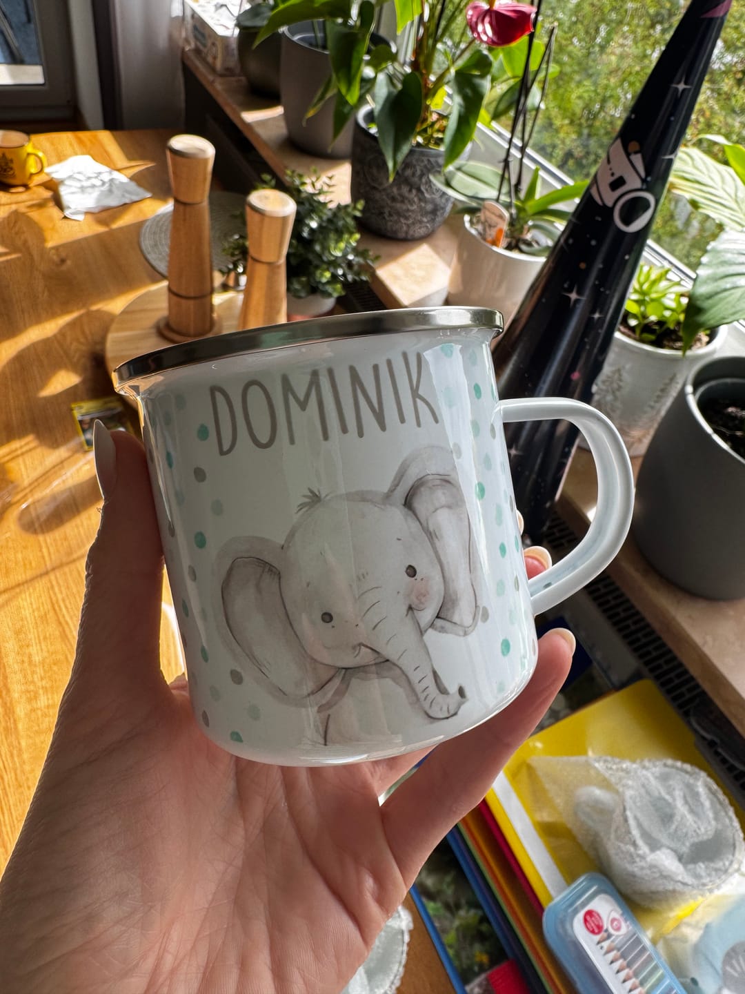 Customer photo review of Emaille Tasse personalisiert - Einhorn und Sterne