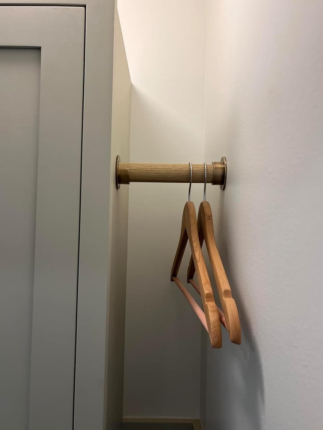 Customer photo review of Closet Rod Closed Bracket for 1-1/4"- Antique Brass