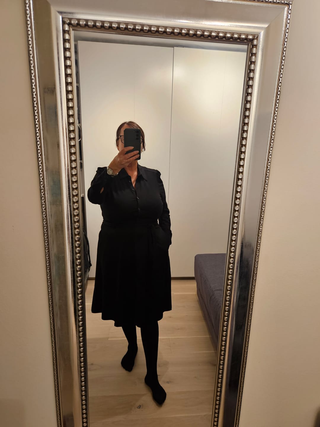 Customer photo review of Sheeva Viskose Classic kjole - svart