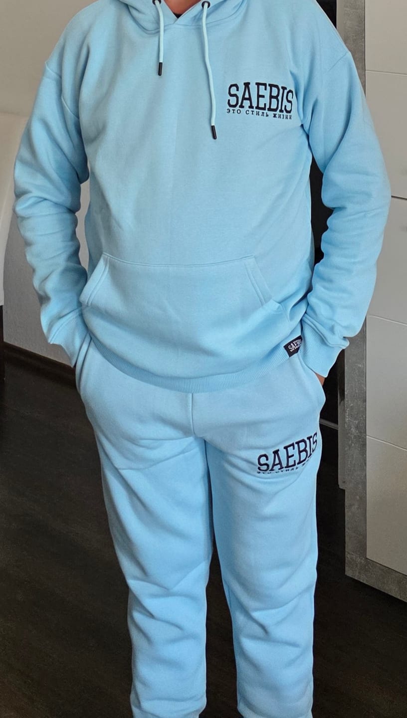 Customer photo review of Lifestyle Herren Zip Hoodie babyblau mit Stickerei by SAEBIS®