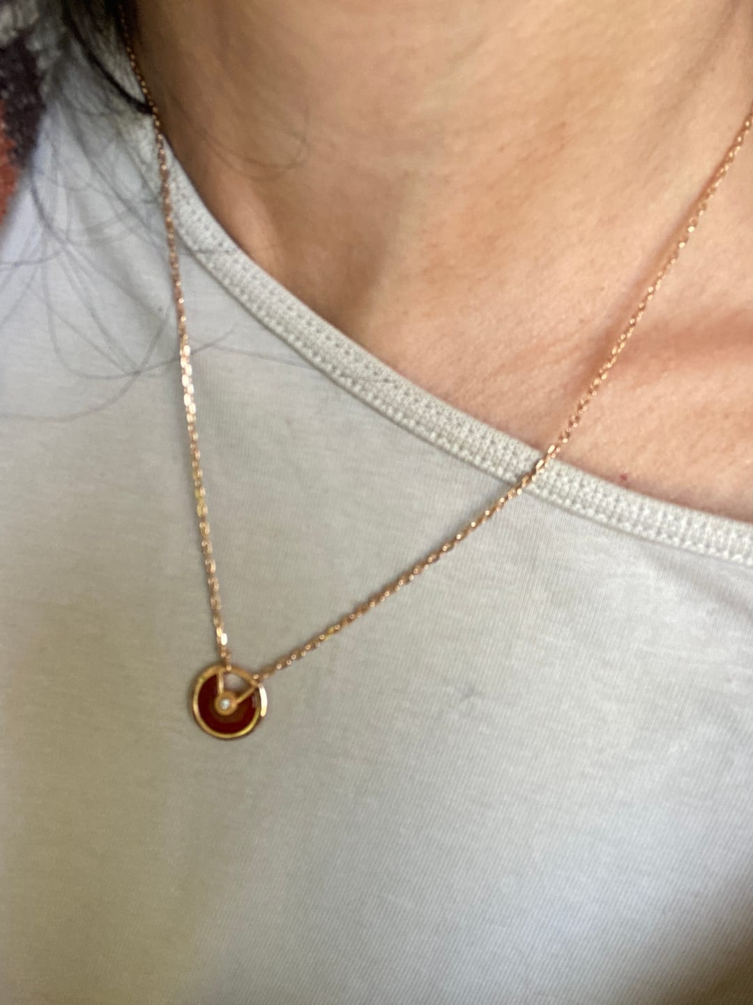 Customer photo review of Karneol Halskette - Kreismedallion