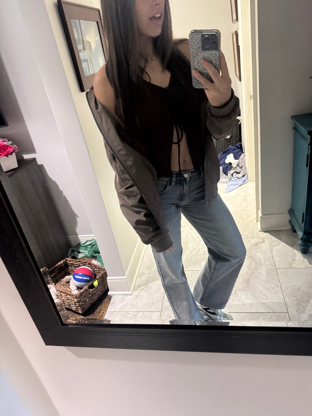 Customer photo review of Aelfric Eden Vintage Leather Jacket