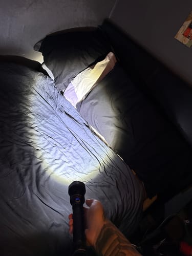 Customer photo review of BADA** FLASHLIGHT