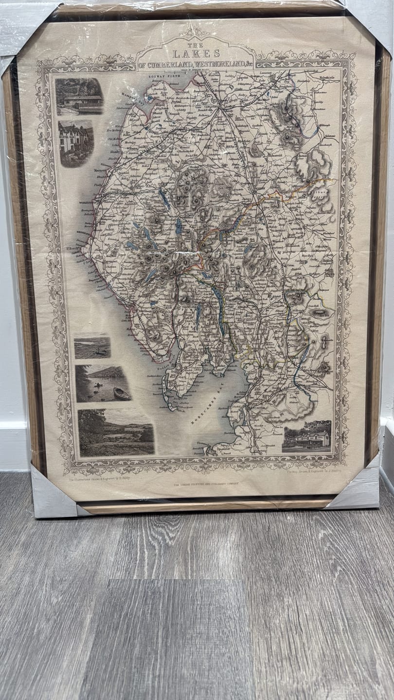 Customer photo review of Map personalisation