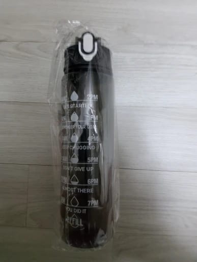 Customer photo review of Plastic Sports Bottle 800ml With Time Scale Leak-Proof — Teal | KIMLUD