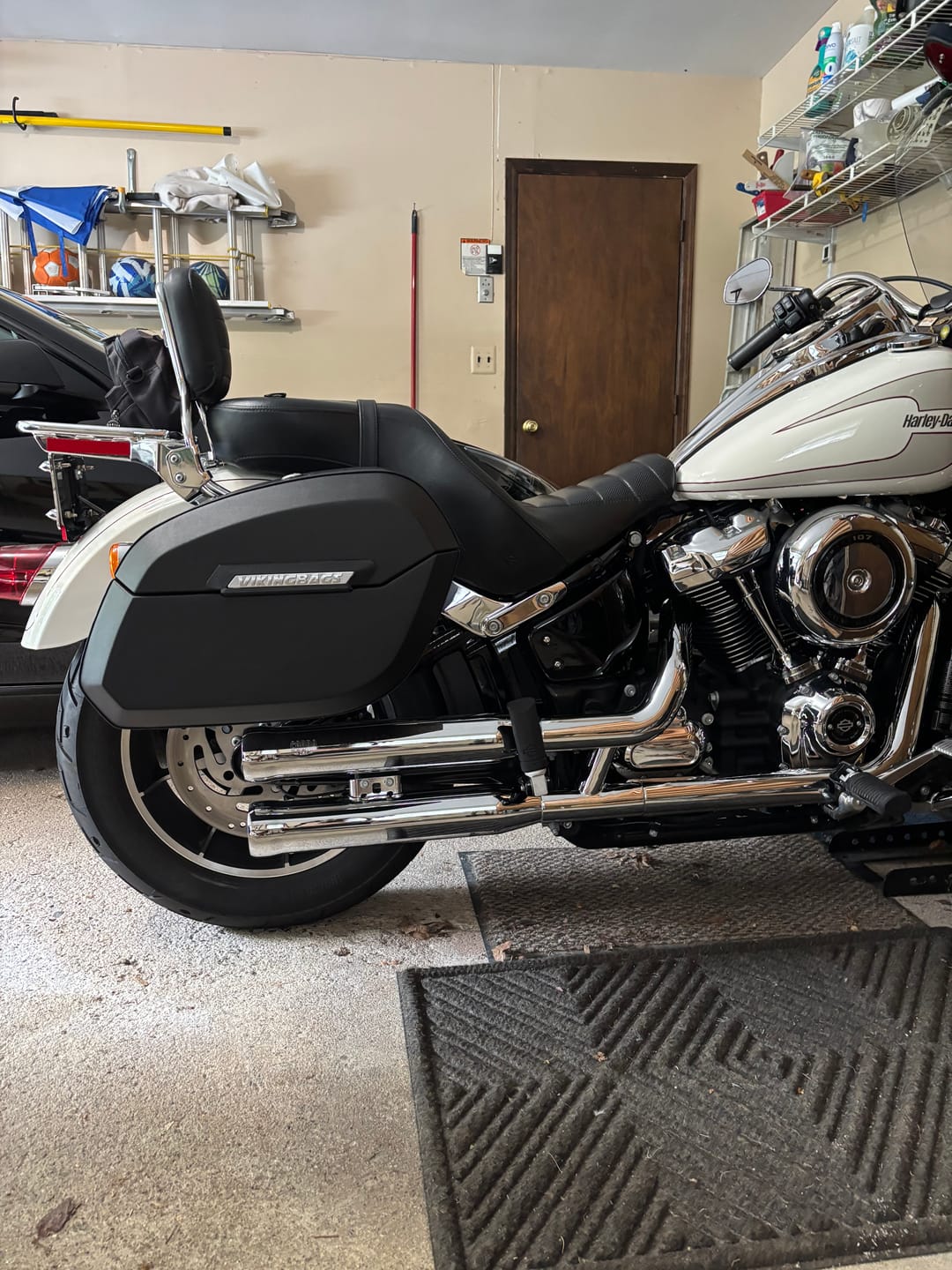 Customer photo review of 32L - Darkin Large Quick Mount Leather Wrapped Hard Saddlebags for Harley Softail Low Rider FXLR