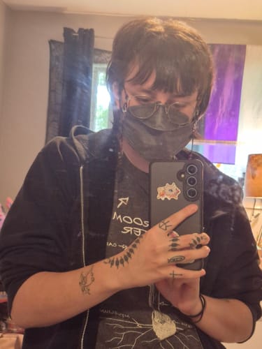 Customer photo review of KN95 Respirator Face Mask: Explore Bundle