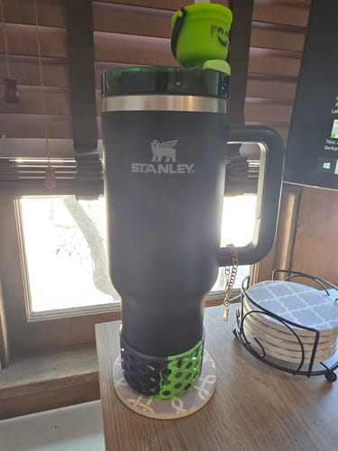 Customer photo review of SPOOKY WAFFLE Tumbler Boot -fits 20-40oz New!