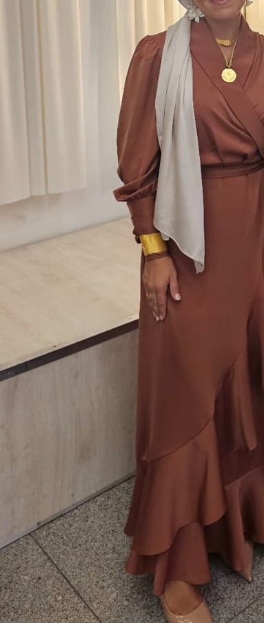 Customer photo review of Maya Maxi Dress - Pecan