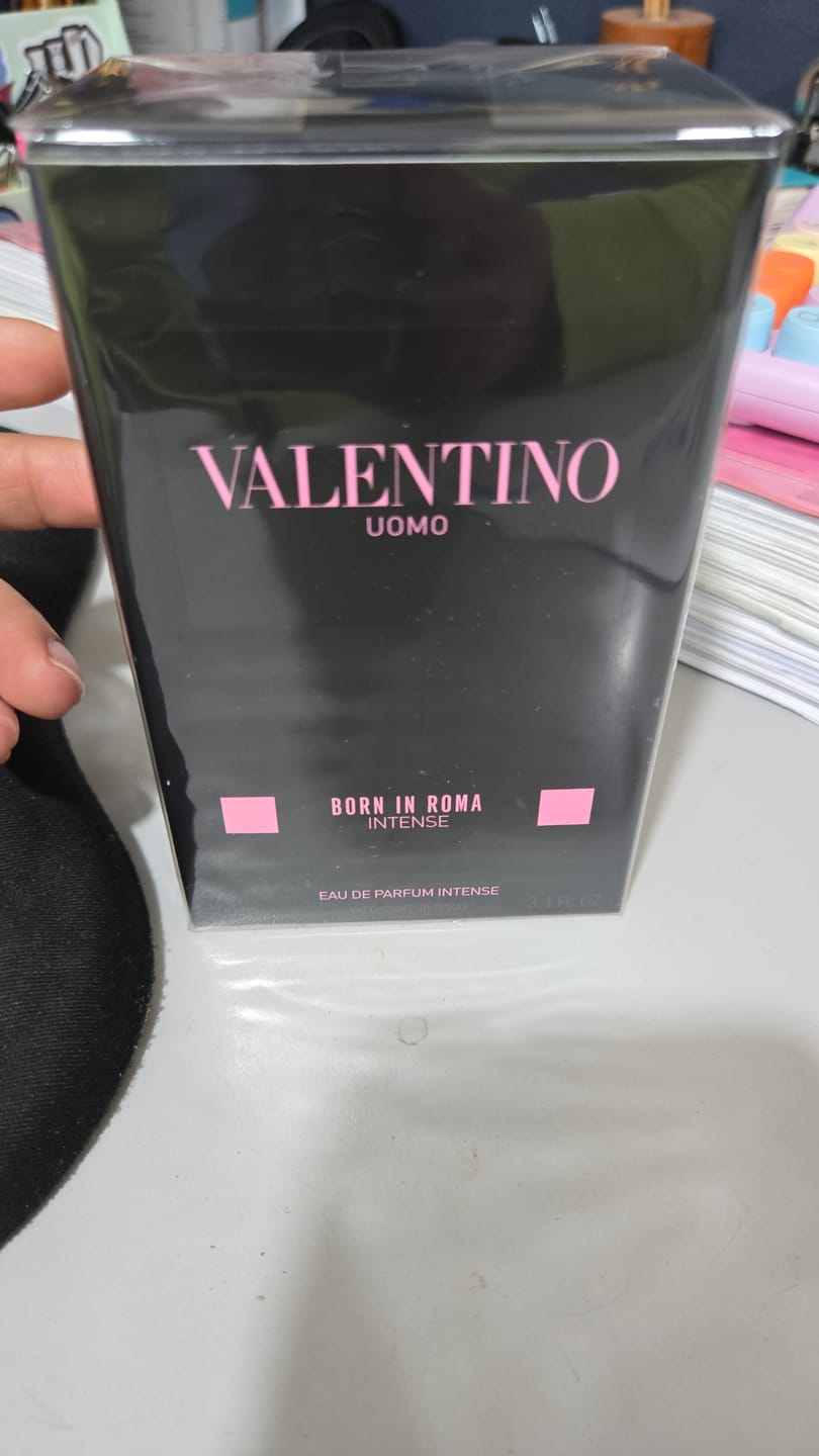 Customer photo review of Perfume Valentino Uomo Born in Roma Intense 100ml EDP