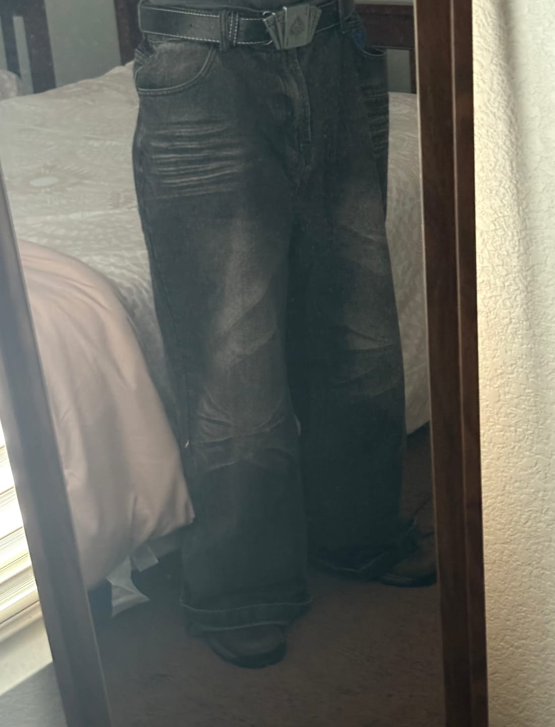 Customer photo review of Aelfric Eden Baggy  Folds Jeans