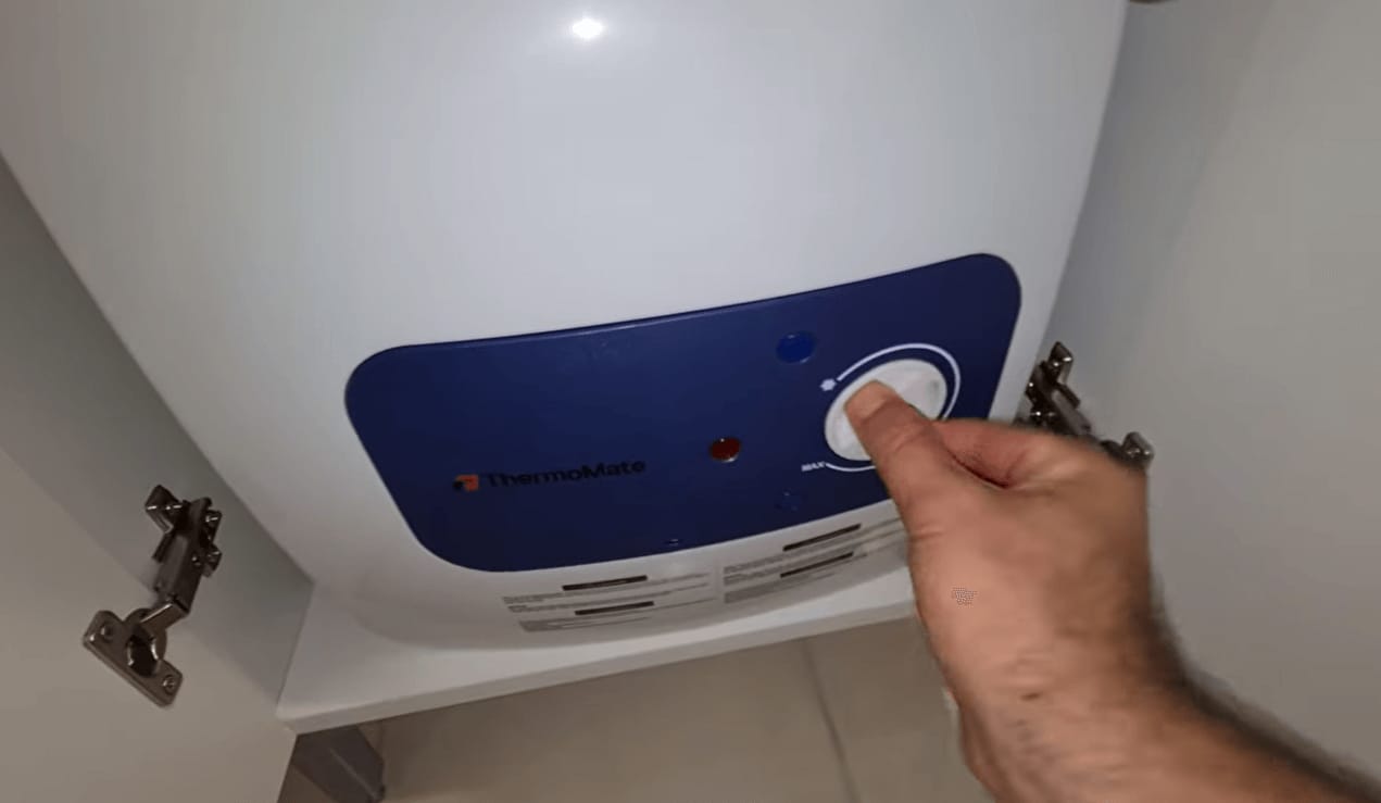 Customer photo review of Untertischboiler 10L | 2000W mit Stecker | Druckfester Warmwasserspeicher für Küche & Bad