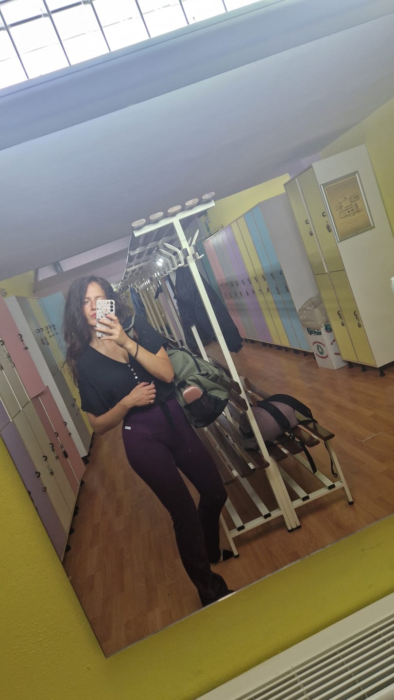 Customer photo review of Leggings a Zampa di Elefante Dark Purple