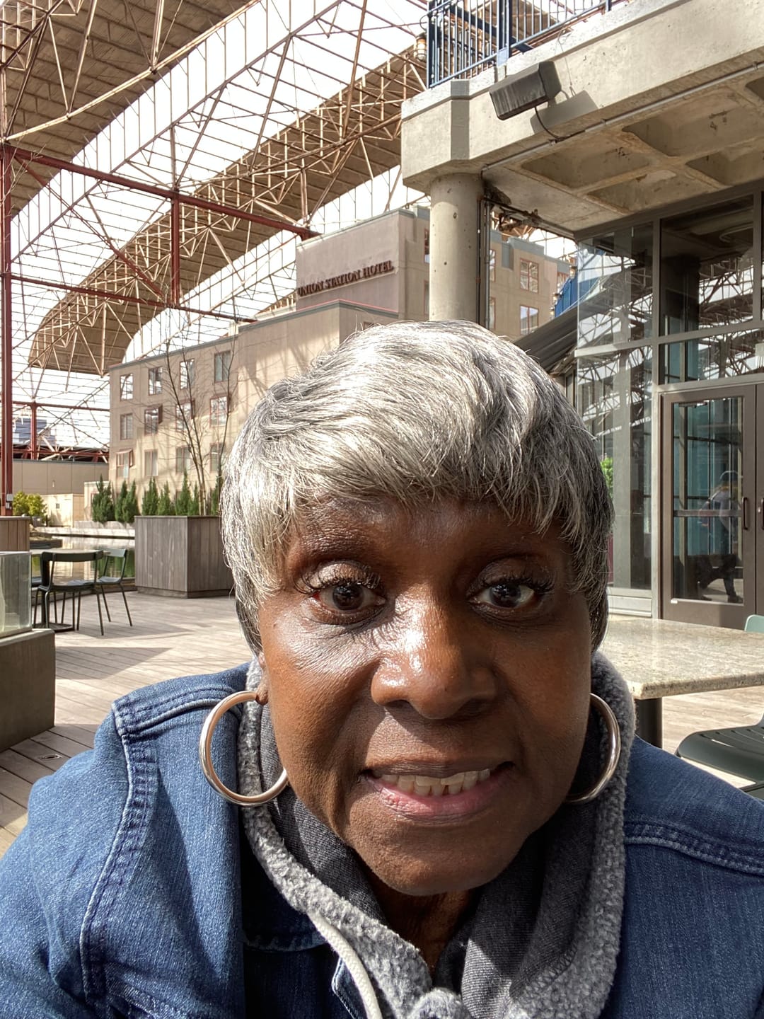 Customer photo review of Foxy Silver Wig MARY