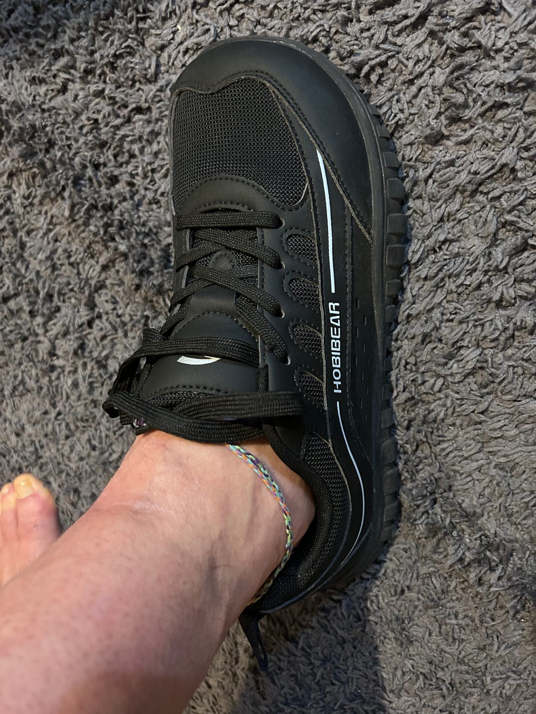 Customer photo review of Crest - Wide Toe Sneakers