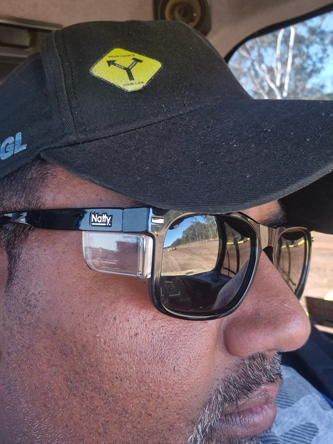 Customer photo review of Kenneth Steel Polarised Safety Glasses