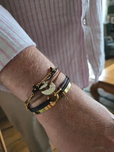 Customer photo review of MIDNIGHT UNITY BRACELET | 18K Gold