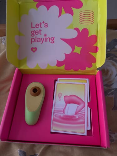 Customer photo review of Avo Clitoral Massager