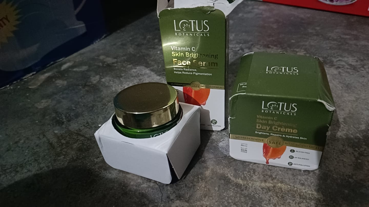 Customer photo review of Vitamin C Glow Overdose Combo