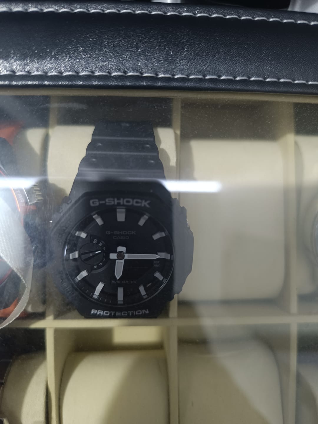 Customer photo review of Reloj Casio G-Shock Royal Oak "Casioak" GA-2100-1A Carbon Core Negro