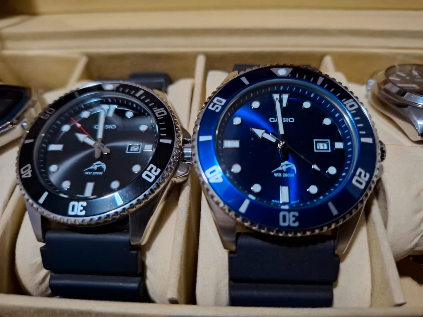 Customer photo review of Reloj Casio Submariner Marlin Duro MDV-106B-2AVCF Azul Buceo