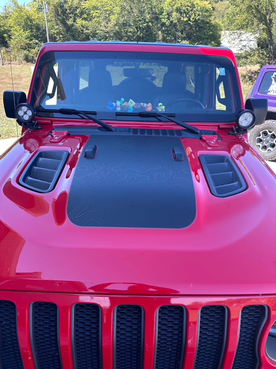 Customer photo review of Hood Graphic for RUBICON | Black Topo - fits Wrangler JL & Gladiator JT