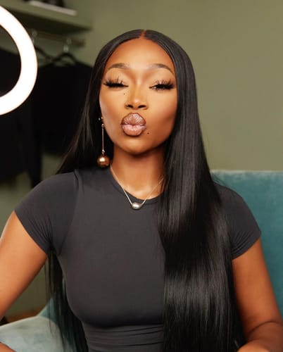 Customer photo review of Fuller Hair Extra Long Straight 26-28" & 30" Glueless Wig 5x5 HD Lace Invisible Knots