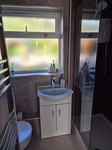 Customer photo review of Nuie Mayford 550mm Floorstanding Basin Vanity Unit - White