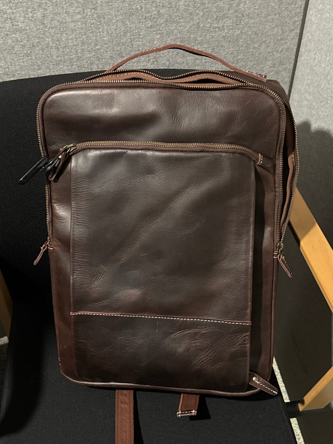 Customer photo review of Vintage Valor Leather Laptop Backpack