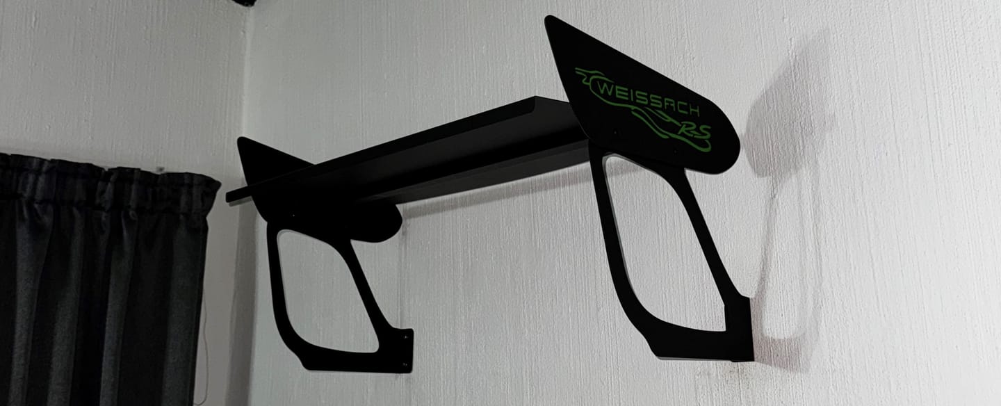 Customer photo review of GT SHELF - Porsche 911 GT3 RS Wall Shelf